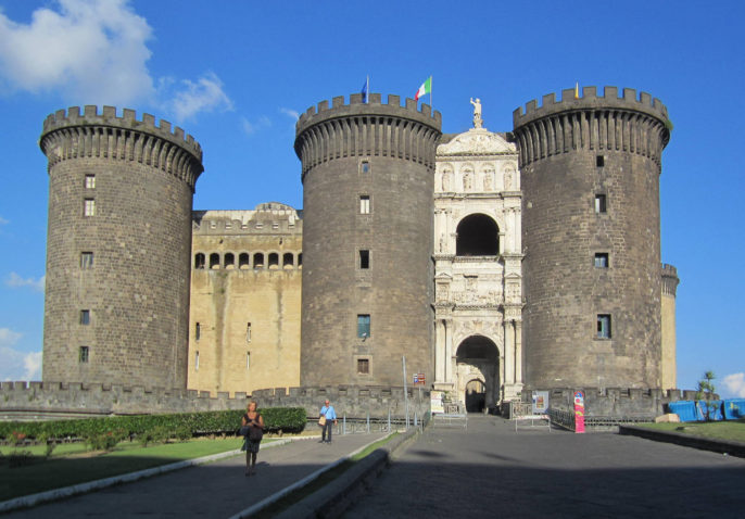 Napoli_-_Maschio_Angioino